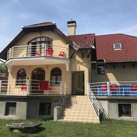 Pizza Sztori 公寓 Balatonmáriafürdő